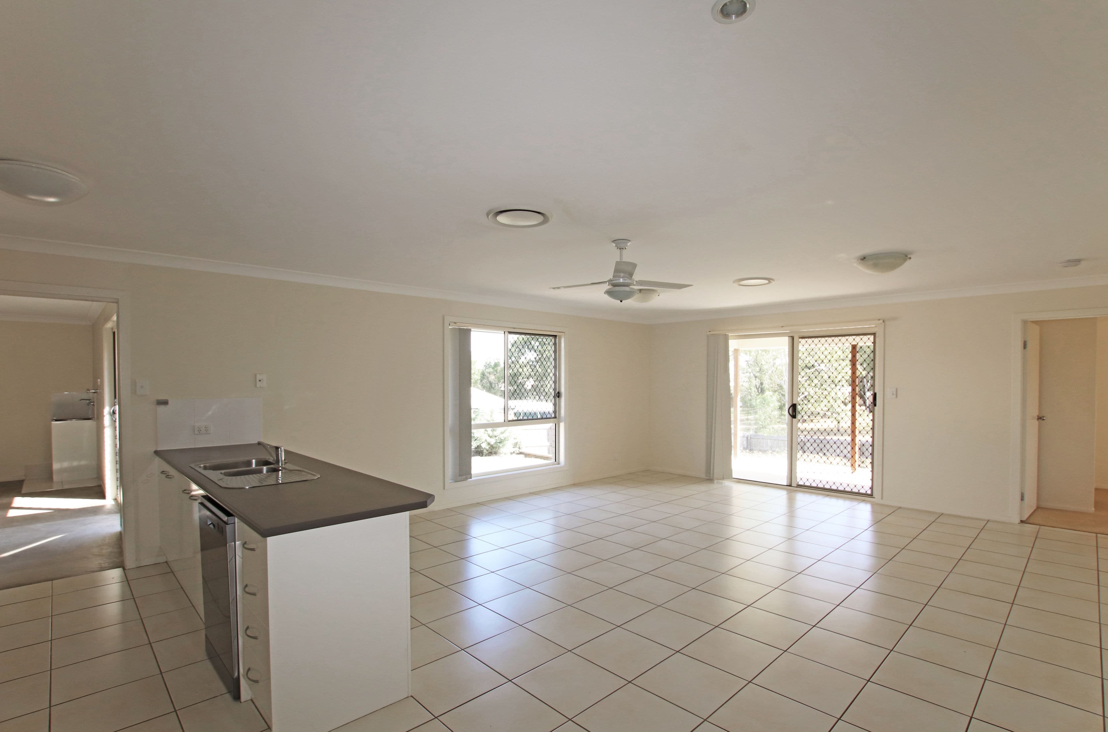 14 Earlsfield Street, Biloela QLD 4715, Biloela - Thumbnail 2