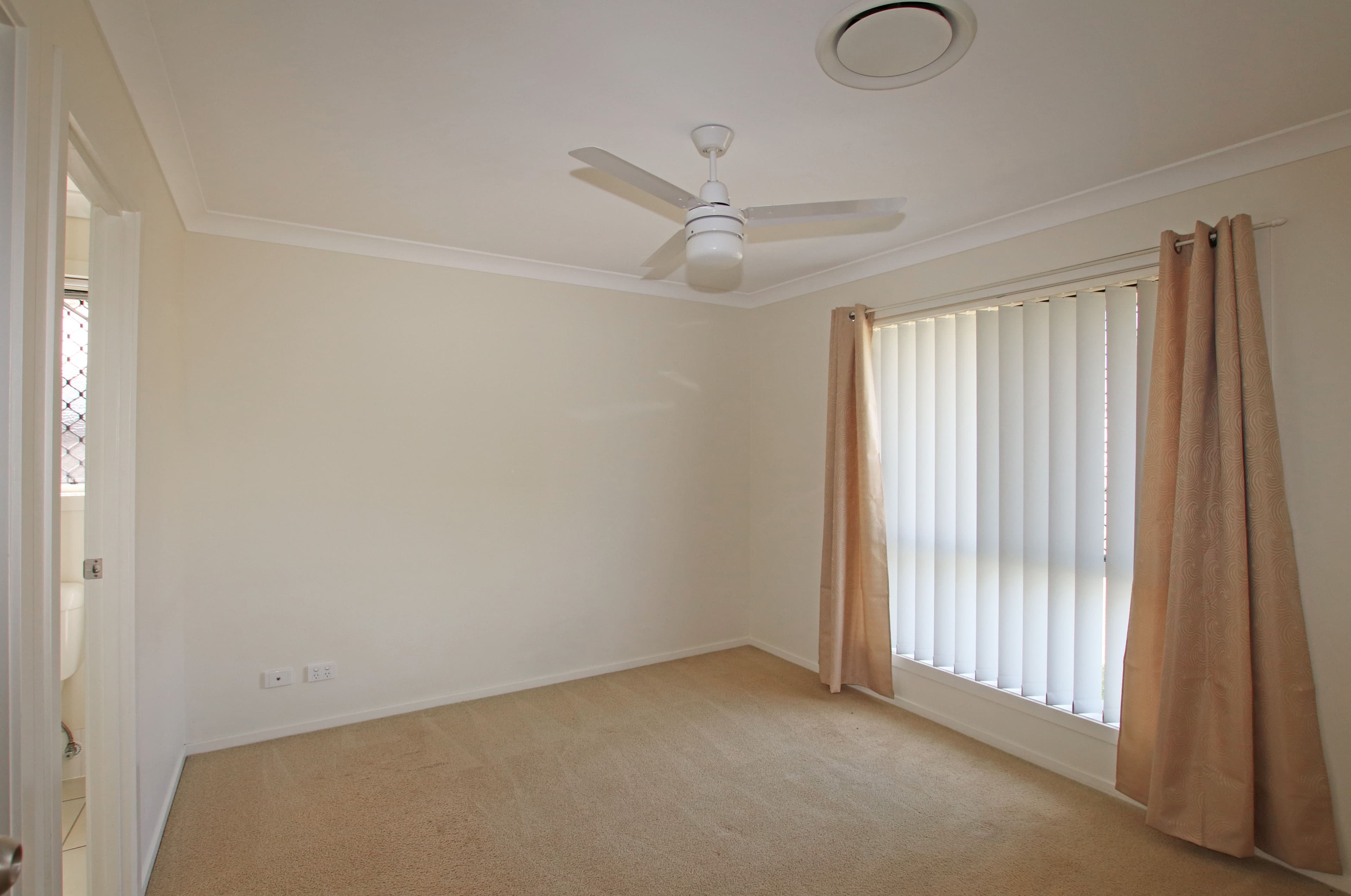 14 Earlsfield Street, Biloela QLD 4715, Biloela - Thumbnail 5