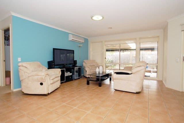 6 Woodhall Place, TARNEIT VIC 3029, Tarneit - Thumbnail 5