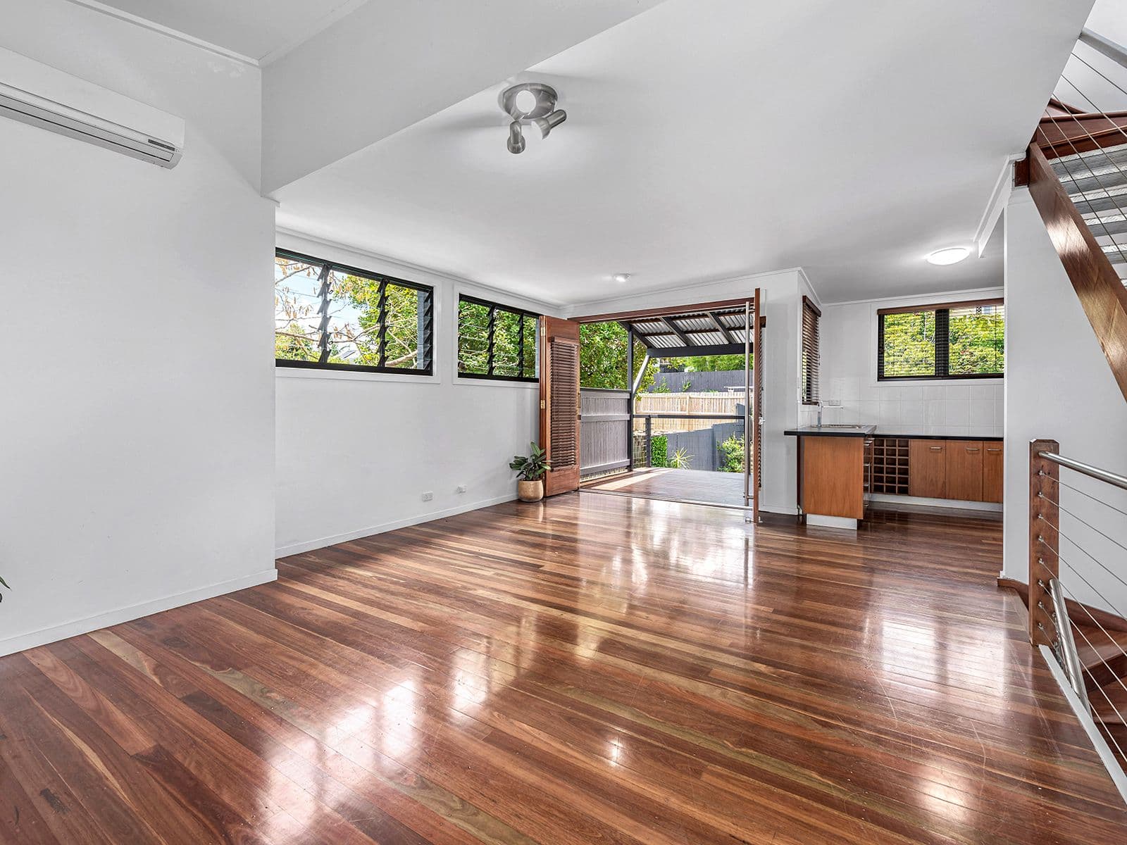 1 School Street, Woolloongabba QLD 4102, Woolloongabba - Thumbnail 2