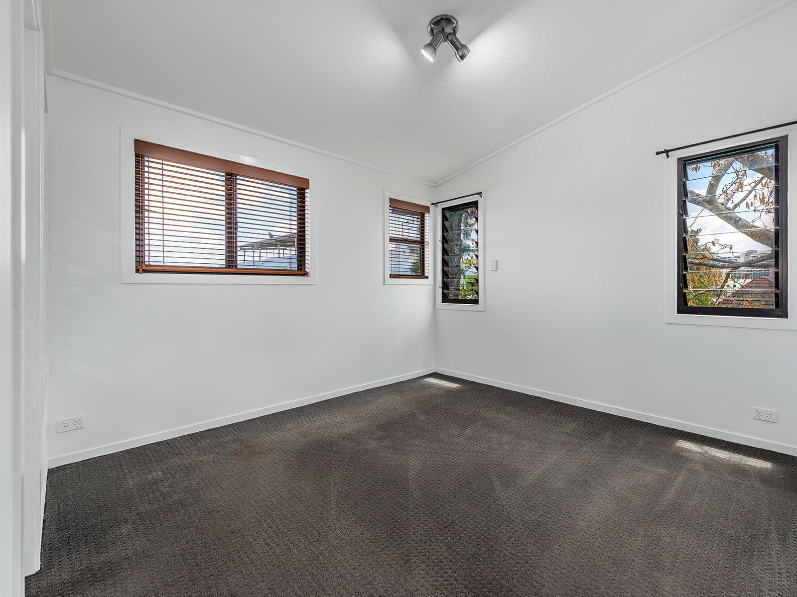 1 School Street, Woolloongabba QLD 4102, Woolloongabba - Thumbnail 4