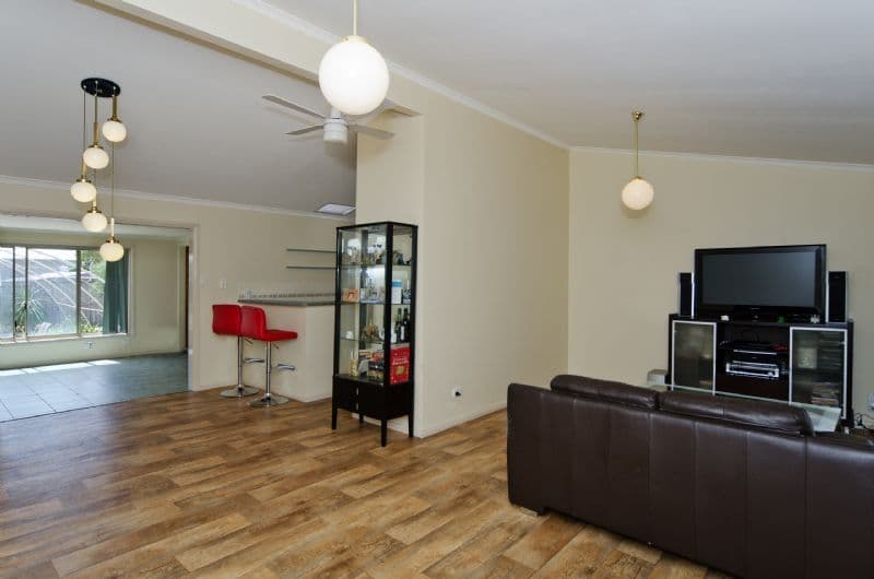 9 Butterworth Road, ALDINGA BEACH SA 5173, Aldinga Beach - Thumbnail 2