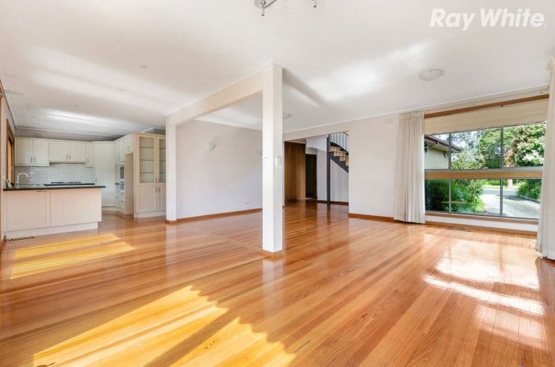 10 Kubis Crescent, Dingley Village VIC 3172, Dingley Village - Thumbnail 2