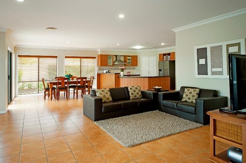 2112 Carlton Drive, HOPE ISLAND QLD 4212, Hope Island - Thumbnail 5