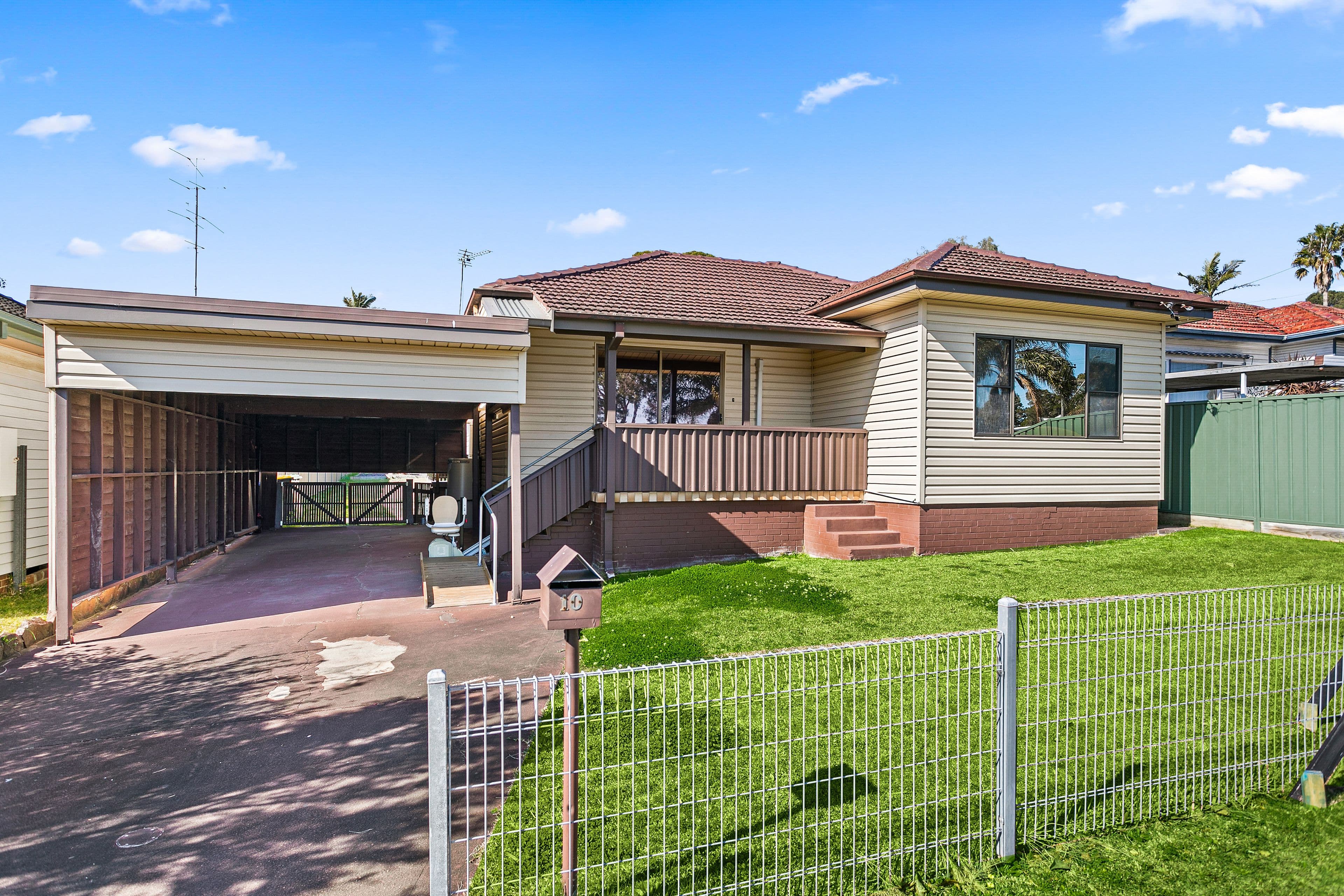10 Devonshire Crescent, Oak Flats NSW 2529, Oak Flats - Thumbnail 2