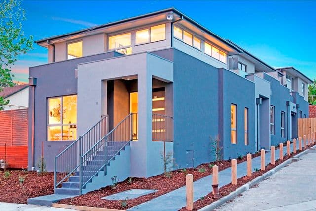 8 Chaleyer Street, RESERVOIR VIC 3073, Reservoir - Image 1