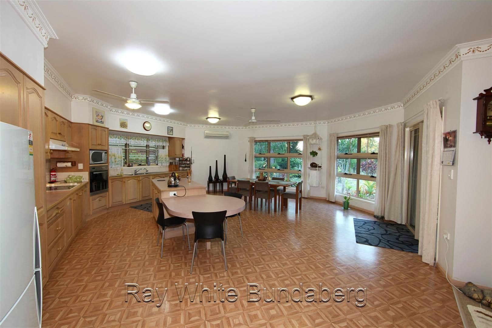 8 Mariners Way, BUNDABERG NORTH QLD 4670, Bundaberg North - Thumbnail 3