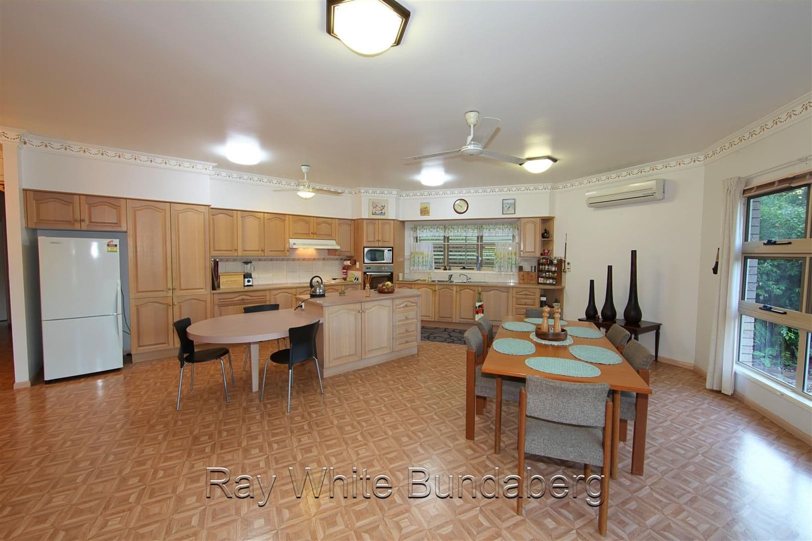 8 Mariners Way, BUNDABERG NORTH QLD 4670, Bundaberg North - Thumbnail 8