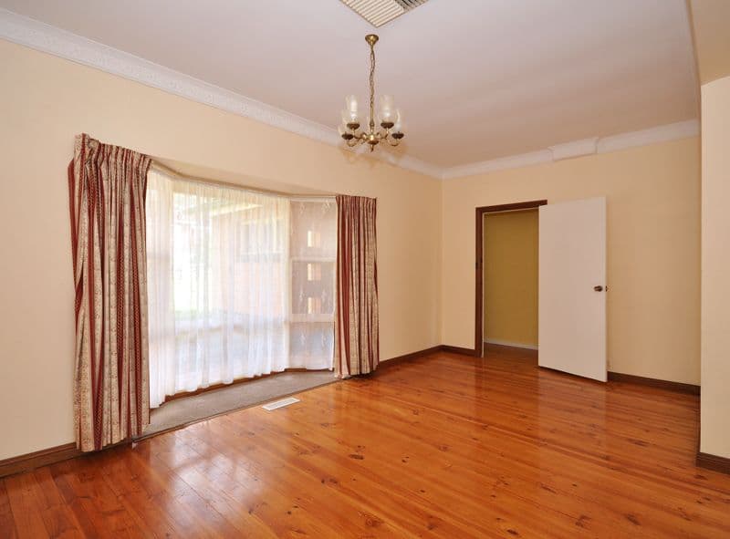 22 Lomond Avenue, SEACOMBE HEIGHTS SA 5047, Seacombe Heights - Thumbnail 6