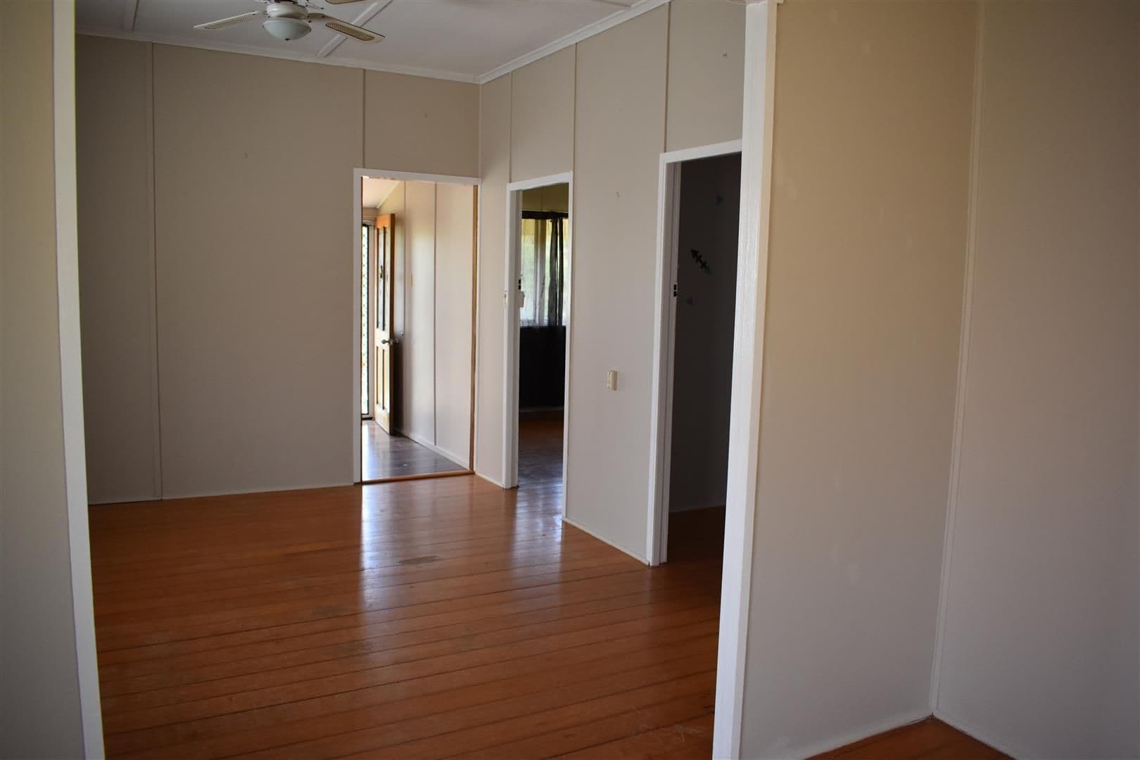 76 Dee Street, Mount Morgan QLD 4714, Mount Morgan - Thumbnail 6