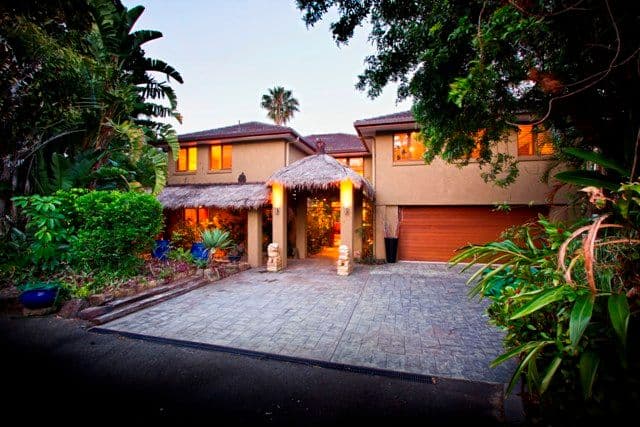 36-38 Karina Crescent, BROADBEACH WATERS QLD 4218, Broadbeach Waters - Thumbnail 3