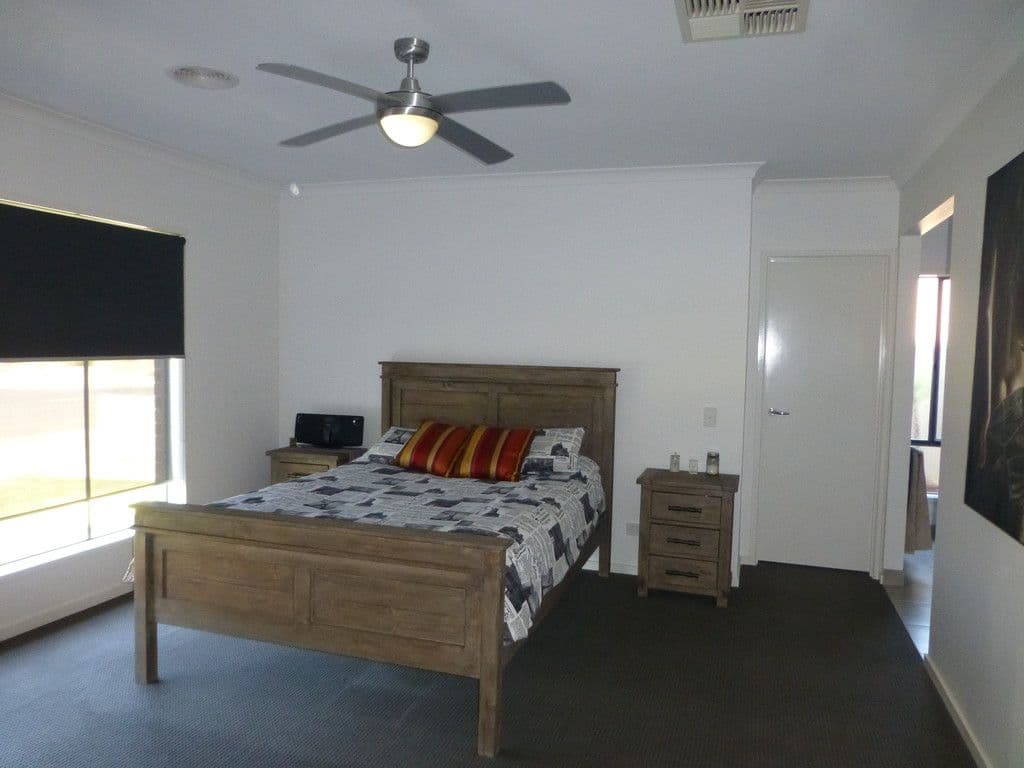 22 Bridlington Avenue, Echuca VIC 3564, Echuca - Thumbnail 2