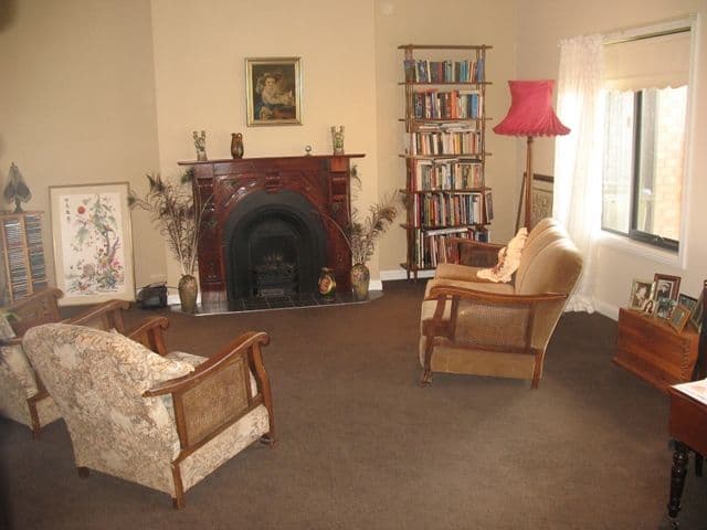 9 McVicar Street, KOROIT VIC 3282, Koroit - Thumbnail 4