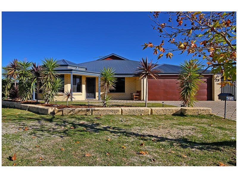 23 Cowra Turn, AVELEY WA 6069, Aveley - Thumbnail 2