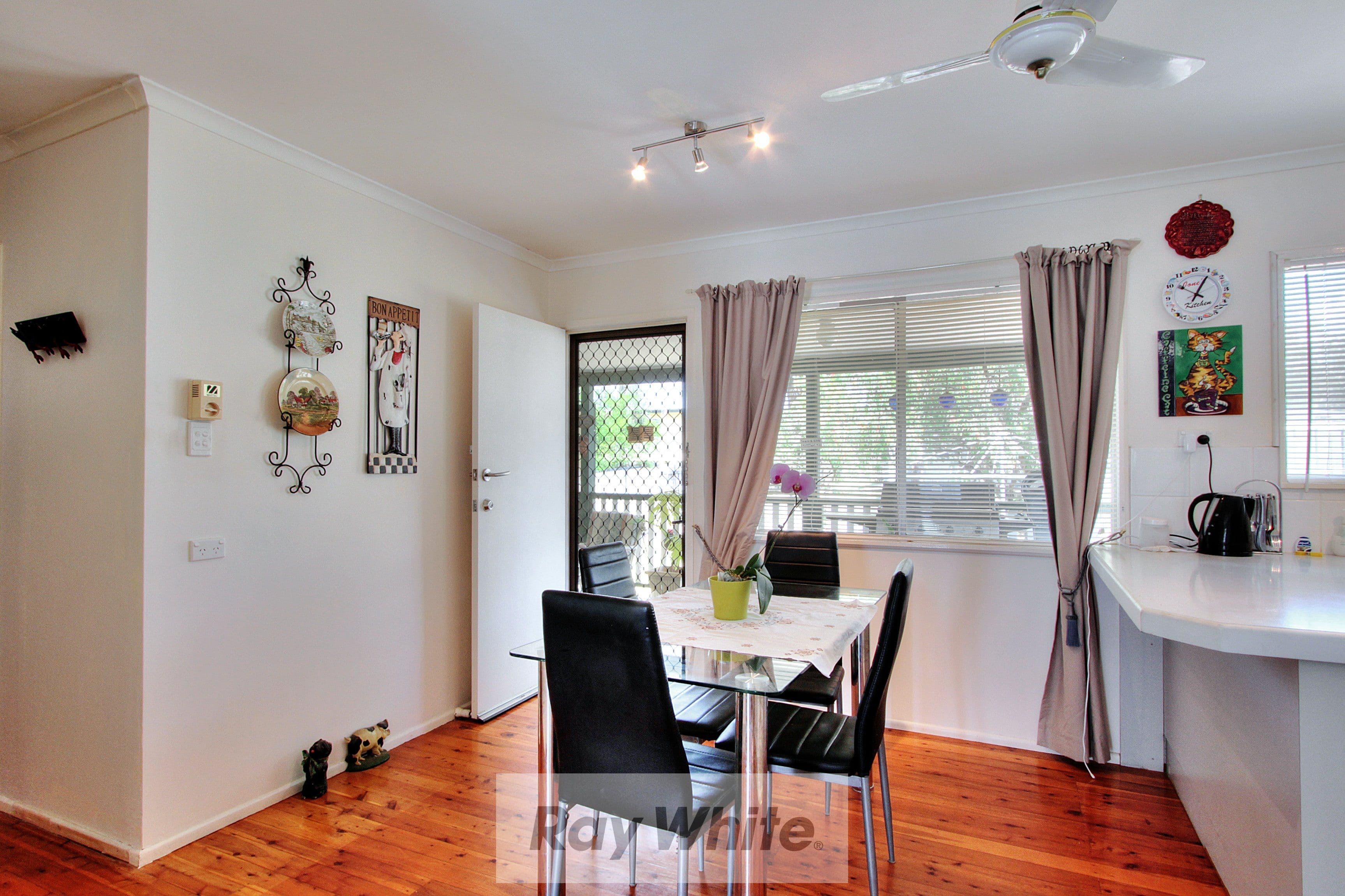 17 Primrose Street, Logan Central QLD 4114, Logan Central - Thumbnail 3
