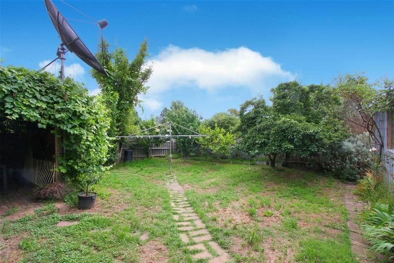 9 Luton Way, BUNDOORA VIC 3083, Bundoora - Thumbnail 6