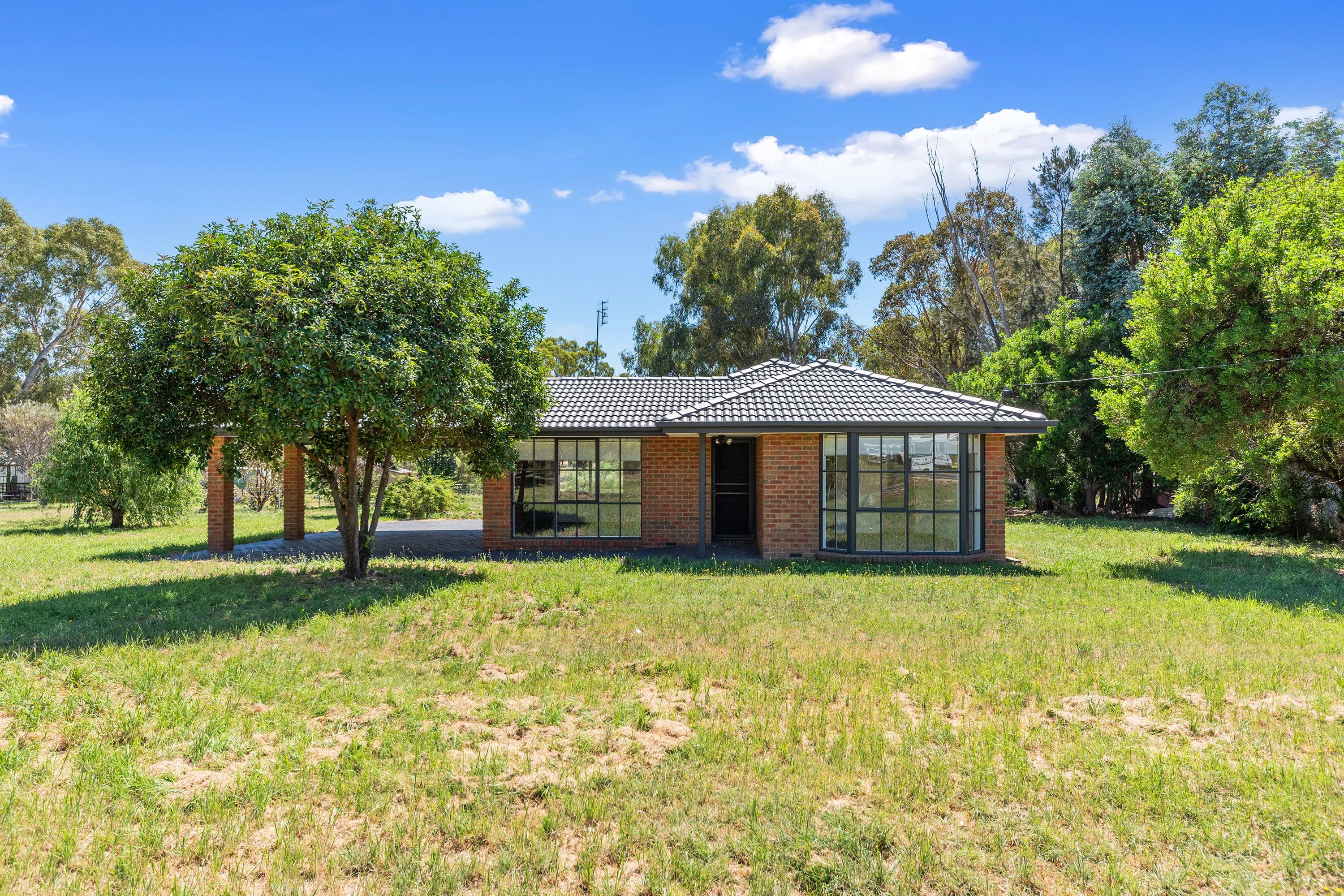 63 Lyons Street, Newstead VIC 3462, Newstead - Image 1