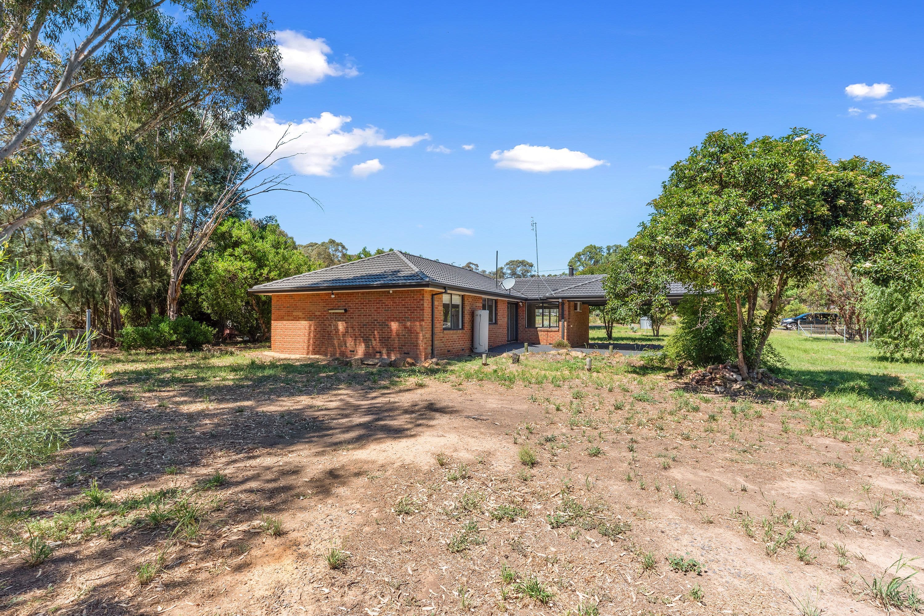 63 Lyons Street, Newstead VIC 3462, Newstead - Thumbnail 2