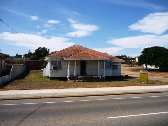 235 Durlacher Street, GERALDTON WA 6530, Geraldton - Thumbnail 4