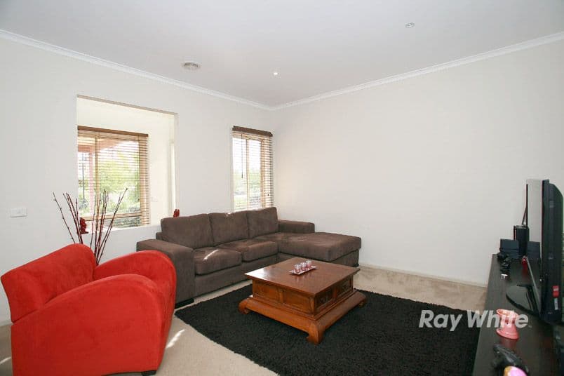13 Majestic Boulevard (Kirren Close), CRANBOURNE VIC 3977, Cranbourne - Thumbnail 2