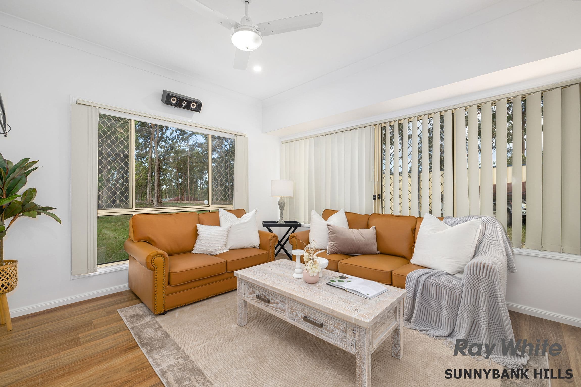 56 Oxford Parade, Forest Lake QLD 4078, Forest Lake - Thumbnail 2
