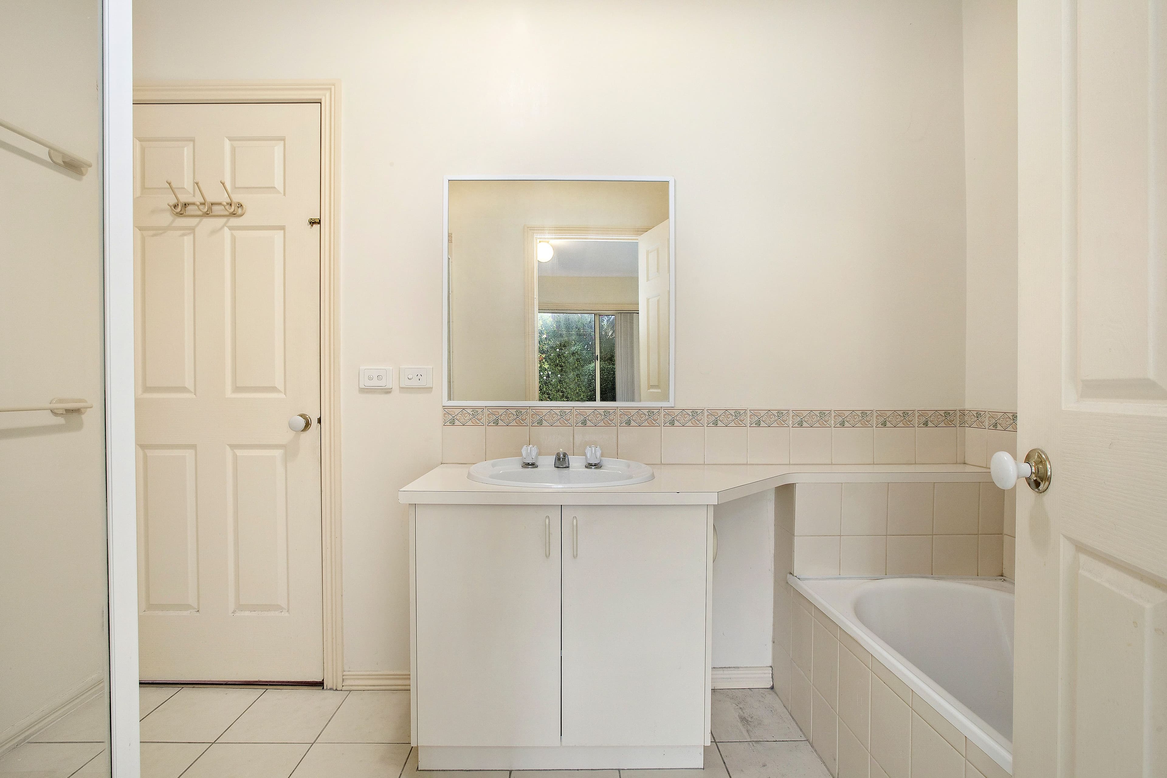 17-19 Hilda Street, Cheltenham VIC 3192, Cheltenham - Thumbnail 5