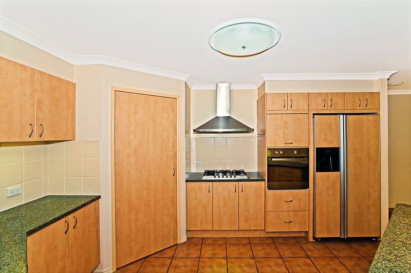11 Feathertail Court, TEWANTIN QLD 4565, Tewantin - Thumbnail 4