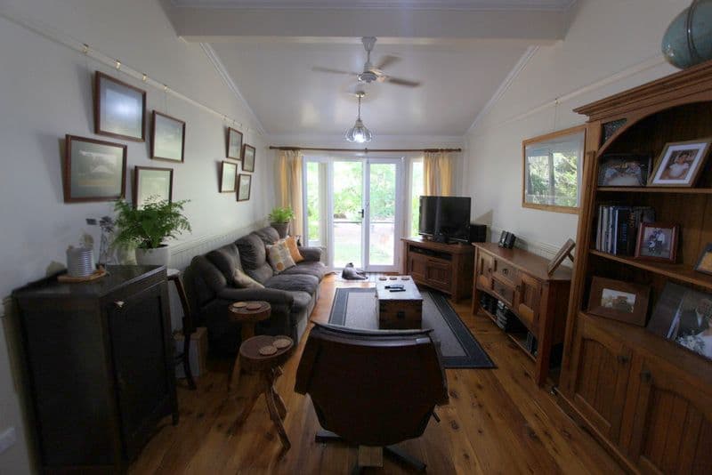 13 Deverell Street, Charleville QLD 4470, Charleville - Thumbnail 4