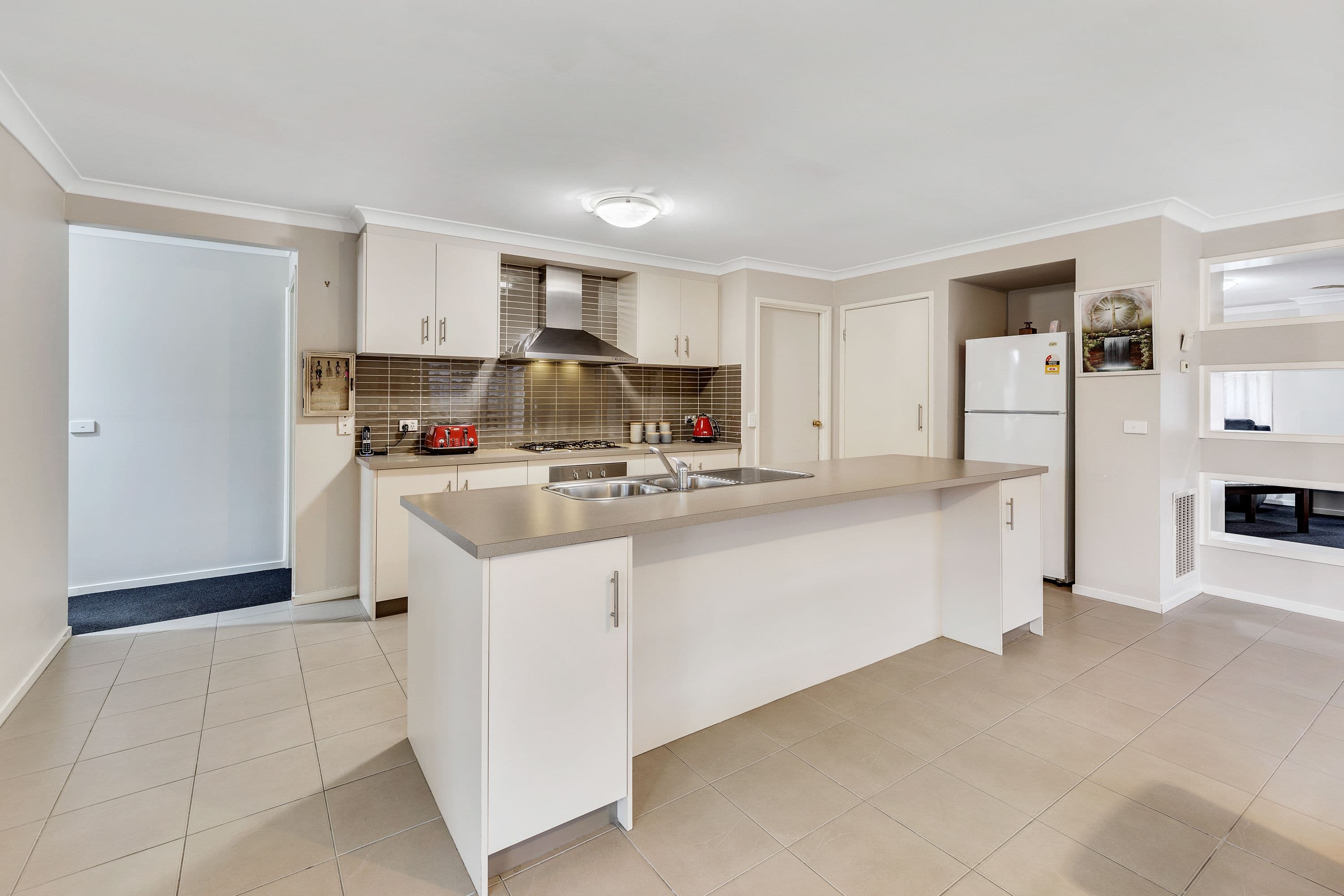 9 Kareelah Link, South Morang VIC 3752, South Morang - Thumbnail 2