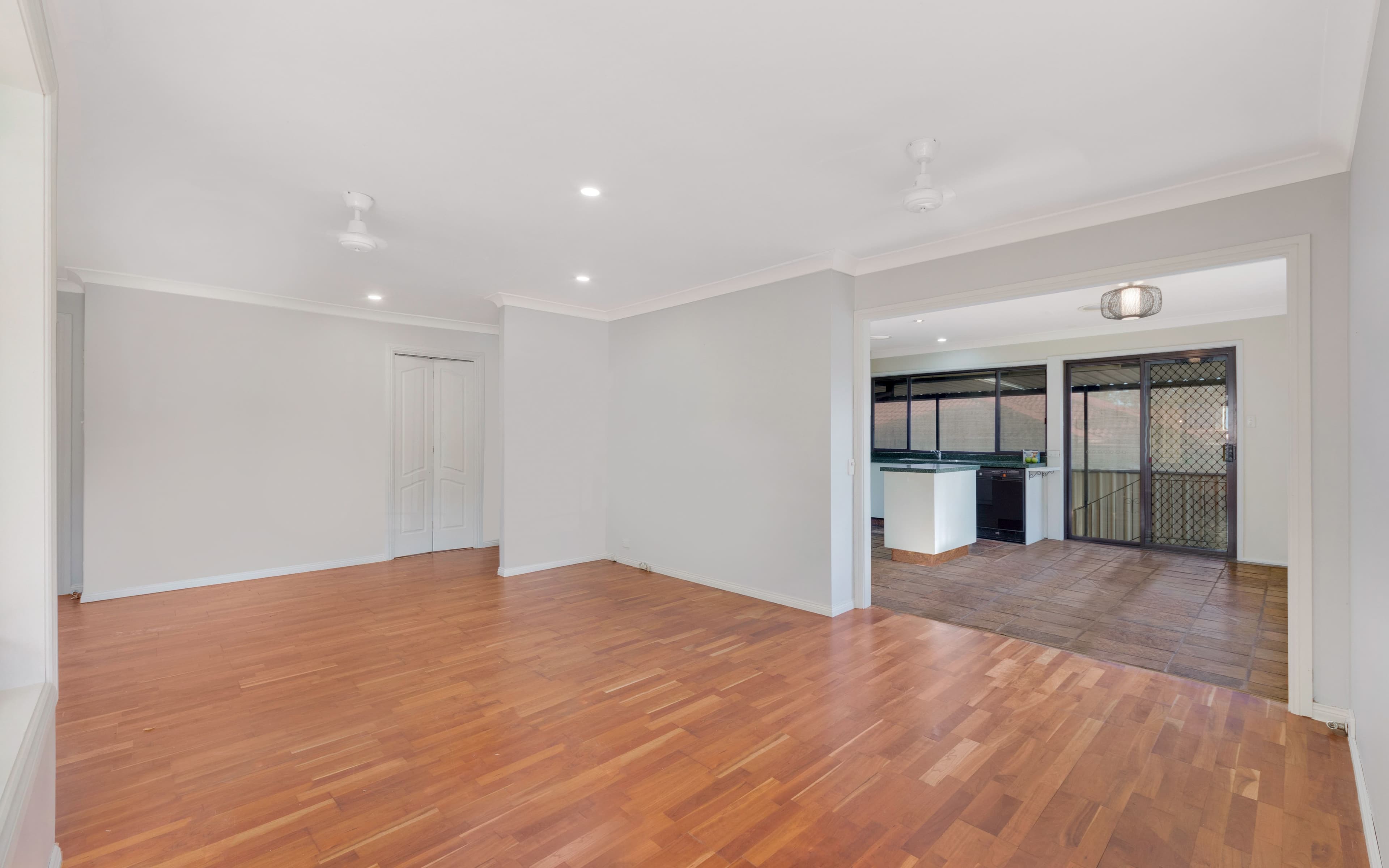 24 Tandara Avenue, Bradbury NSW 2560, Bradbury - Thumbnail 3
