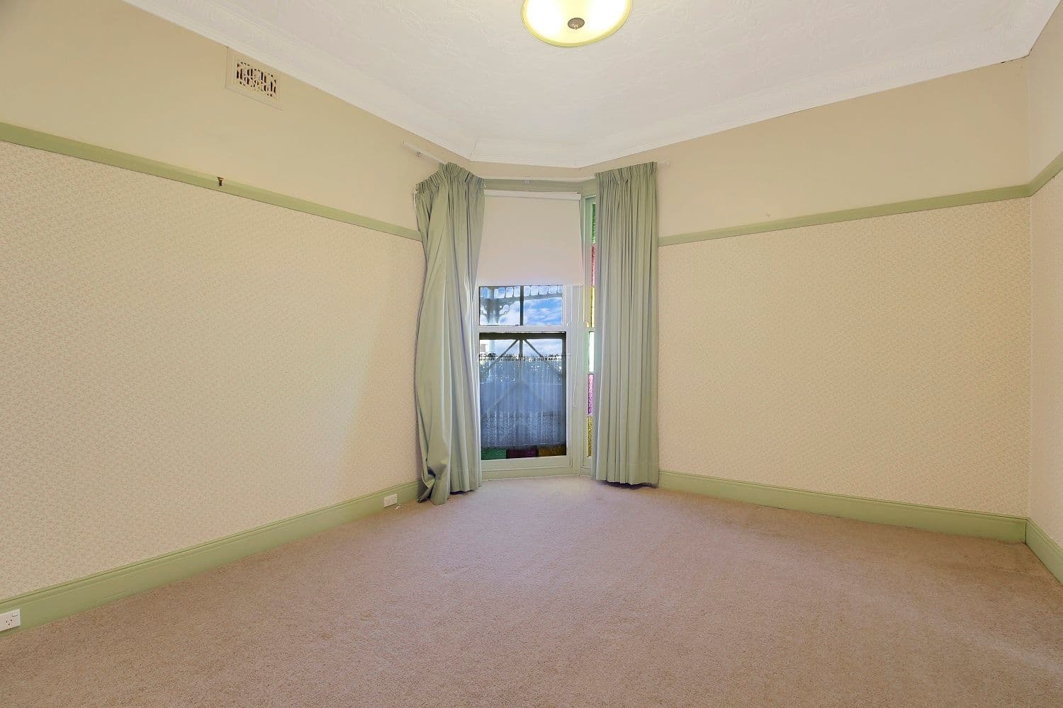 13 Lithgow Street, GOULBURN NSW 2580, Goulburn - Thumbnail 3