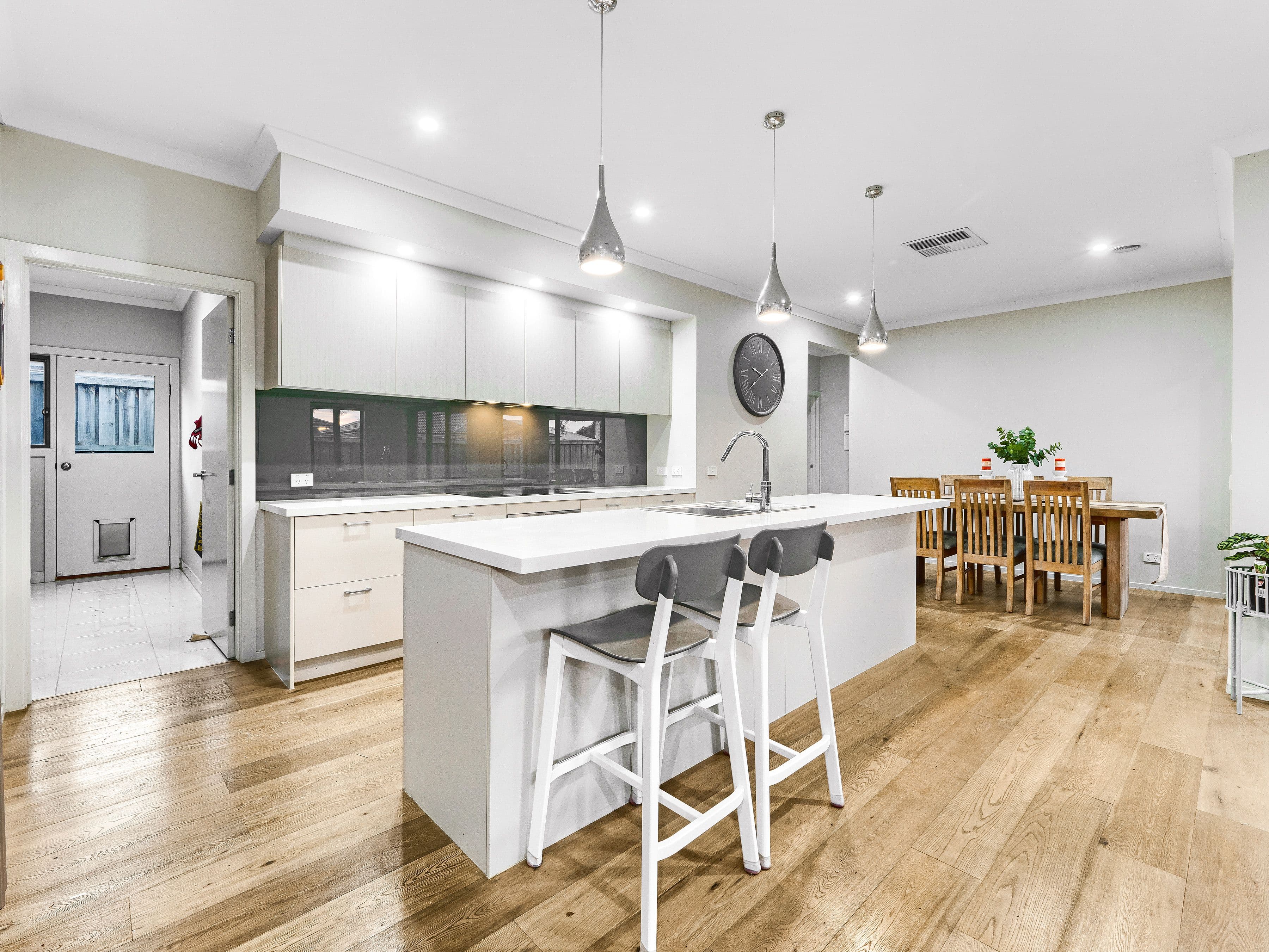 58 Mickleham Drive, Cranbourne North VIC 3977, Cranbourne North - Thumbnail 8