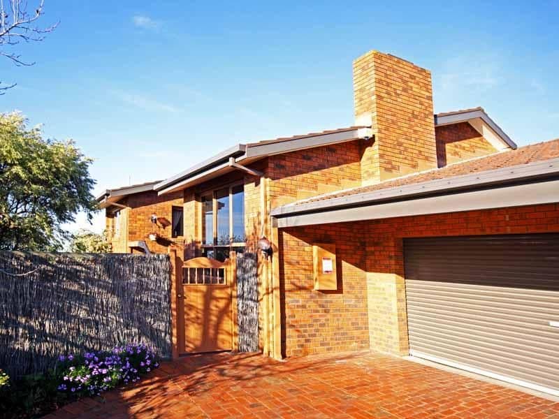 61 Culzean Cresent, HIGHTON VIC 3216, Highton - Thumbnail 2