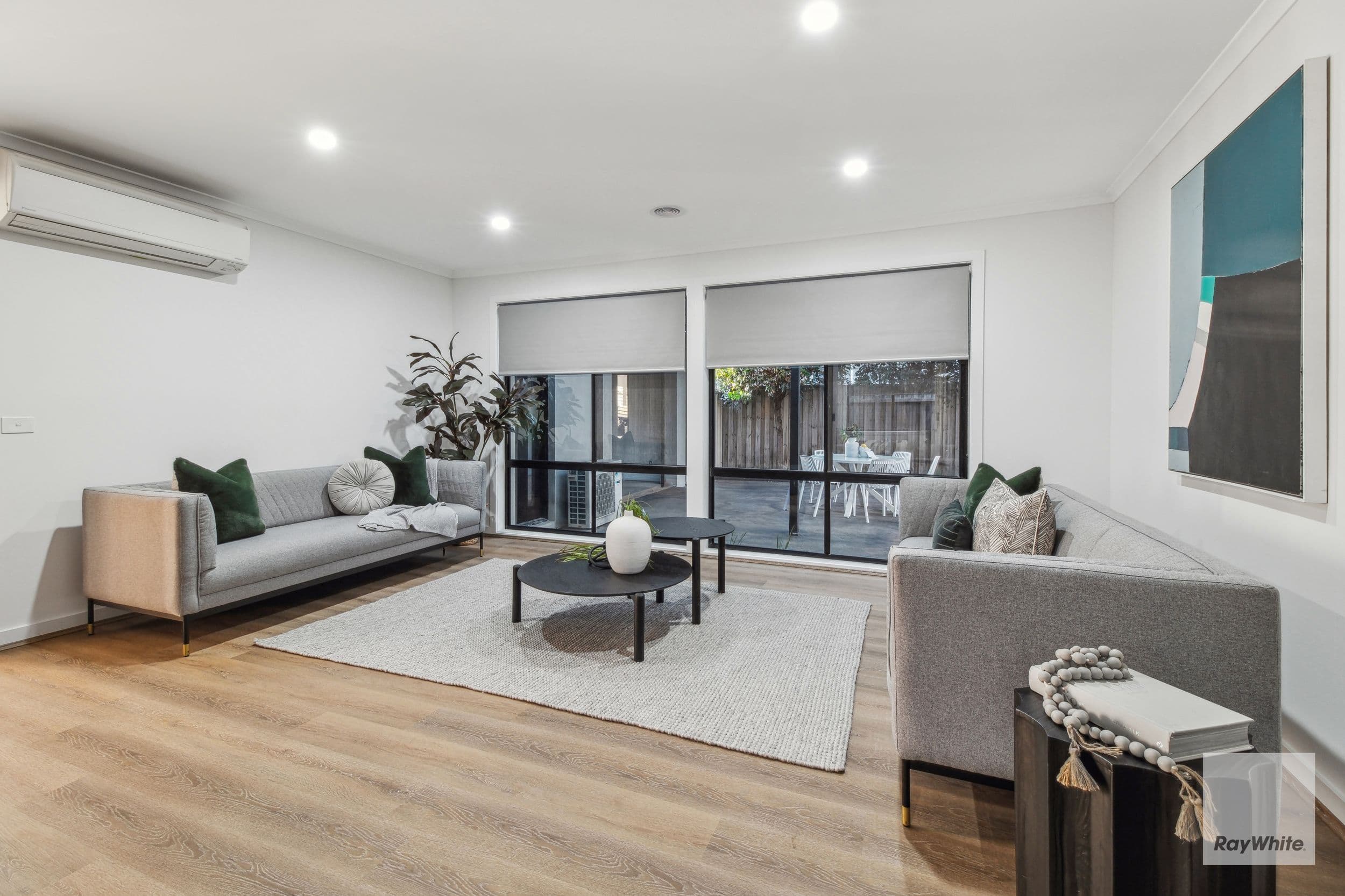 30 Glenelg Boulevard, Taylors Hill VIC 3037, Taylors Hill - Thumbnail 2