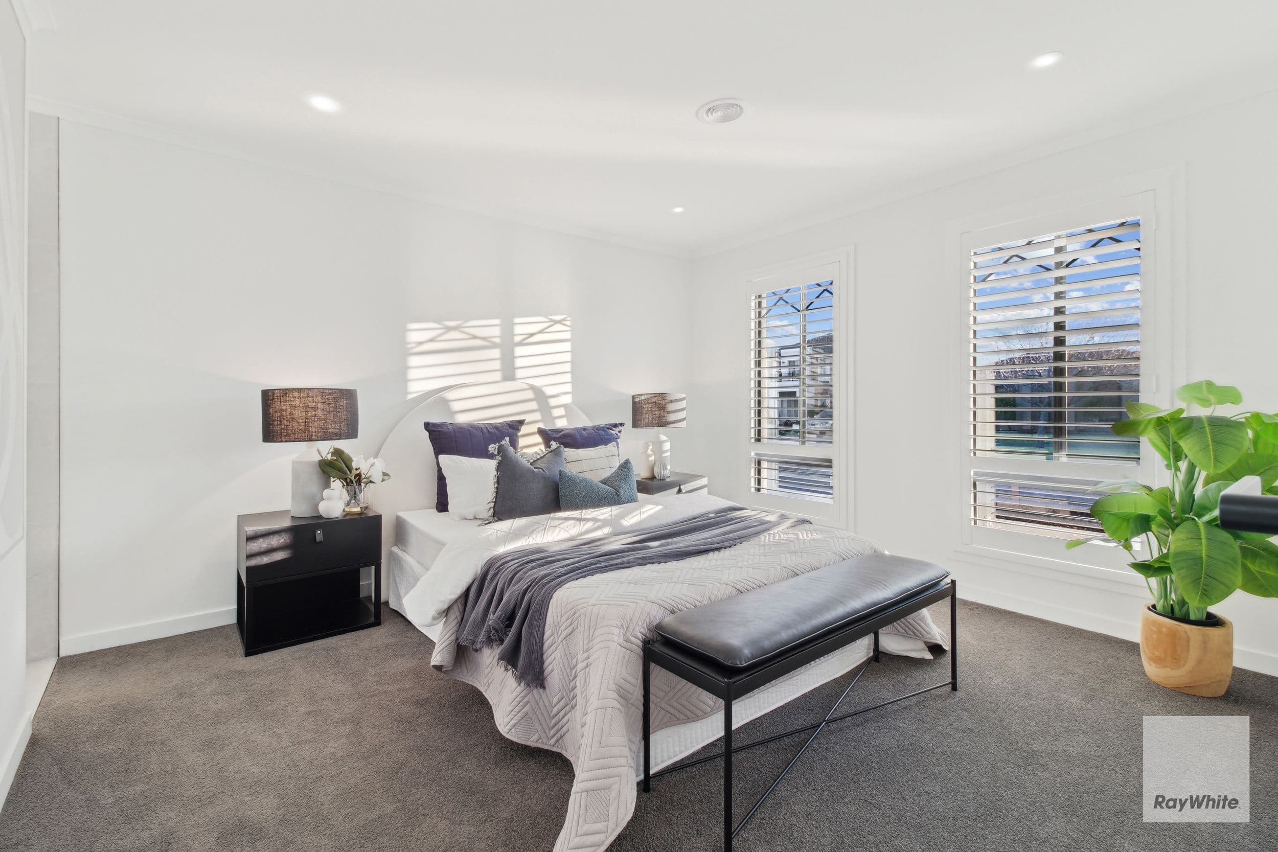 30 Glenelg Boulevard, Taylors Hill VIC 3037, Taylors Hill - Thumbnail 3