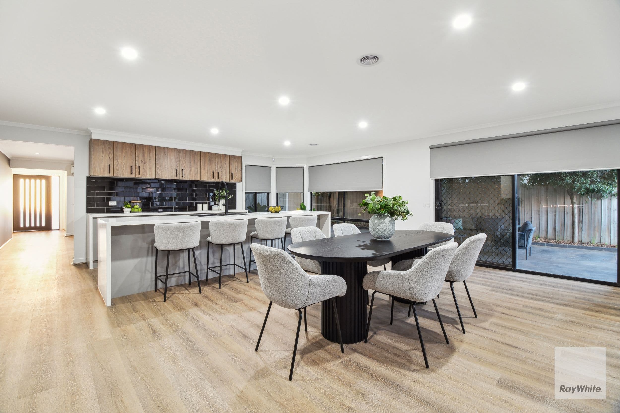 30 Glenelg Boulevard, Taylors Hill VIC 3037, Taylors Hill - Thumbnail 7