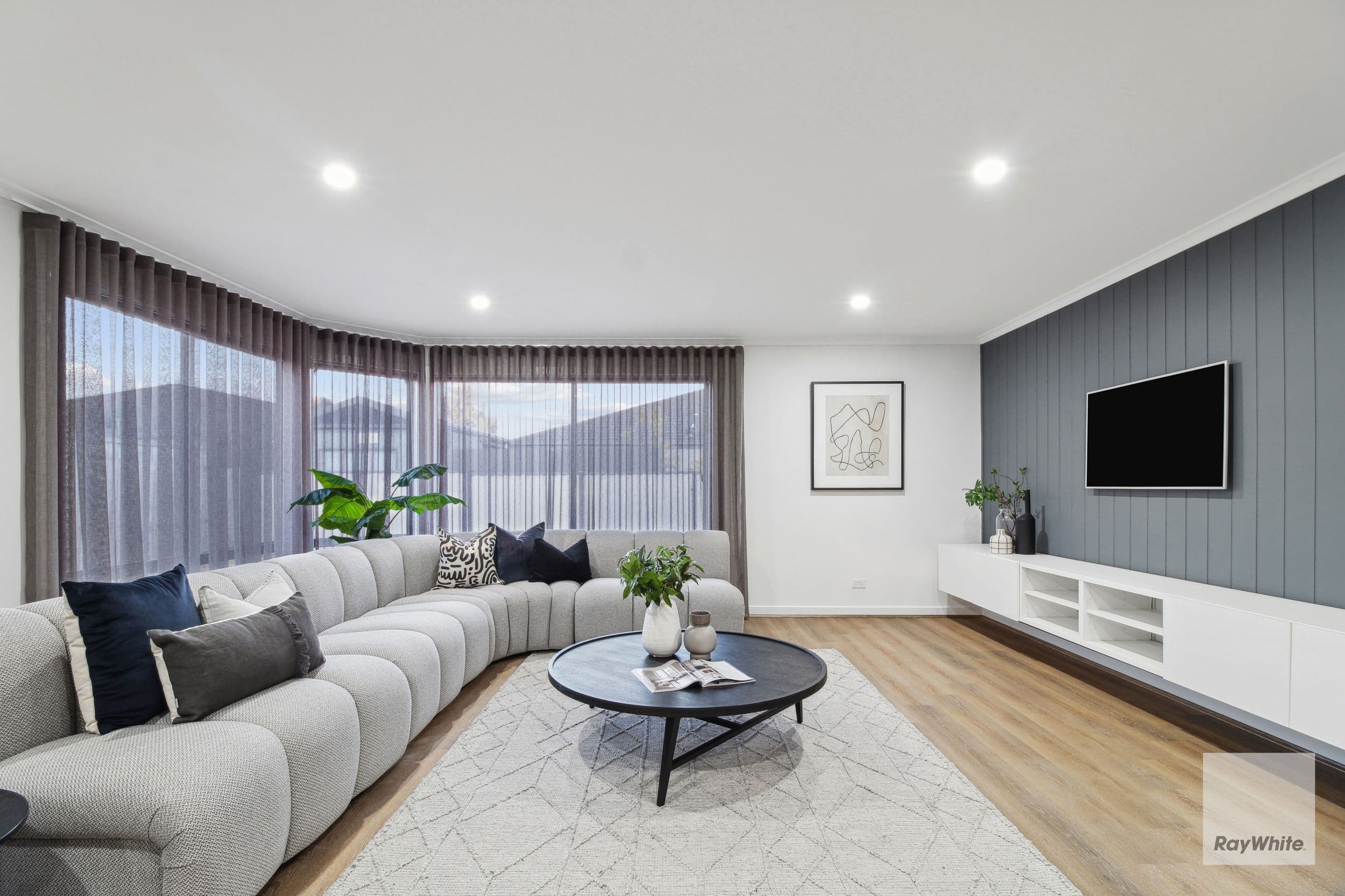 30 Glenelg Boulevard, Taylors Hill VIC 3037, Taylors Hill - Thumbnail 8