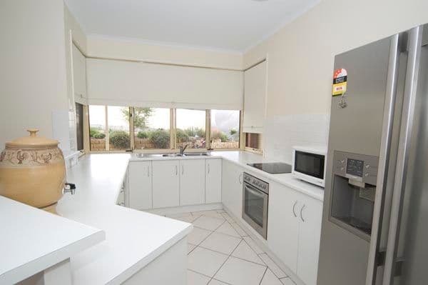 37 Waterford Avenue, MOUNT BARKER SA 5251, Mount Barker - Thumbnail 2