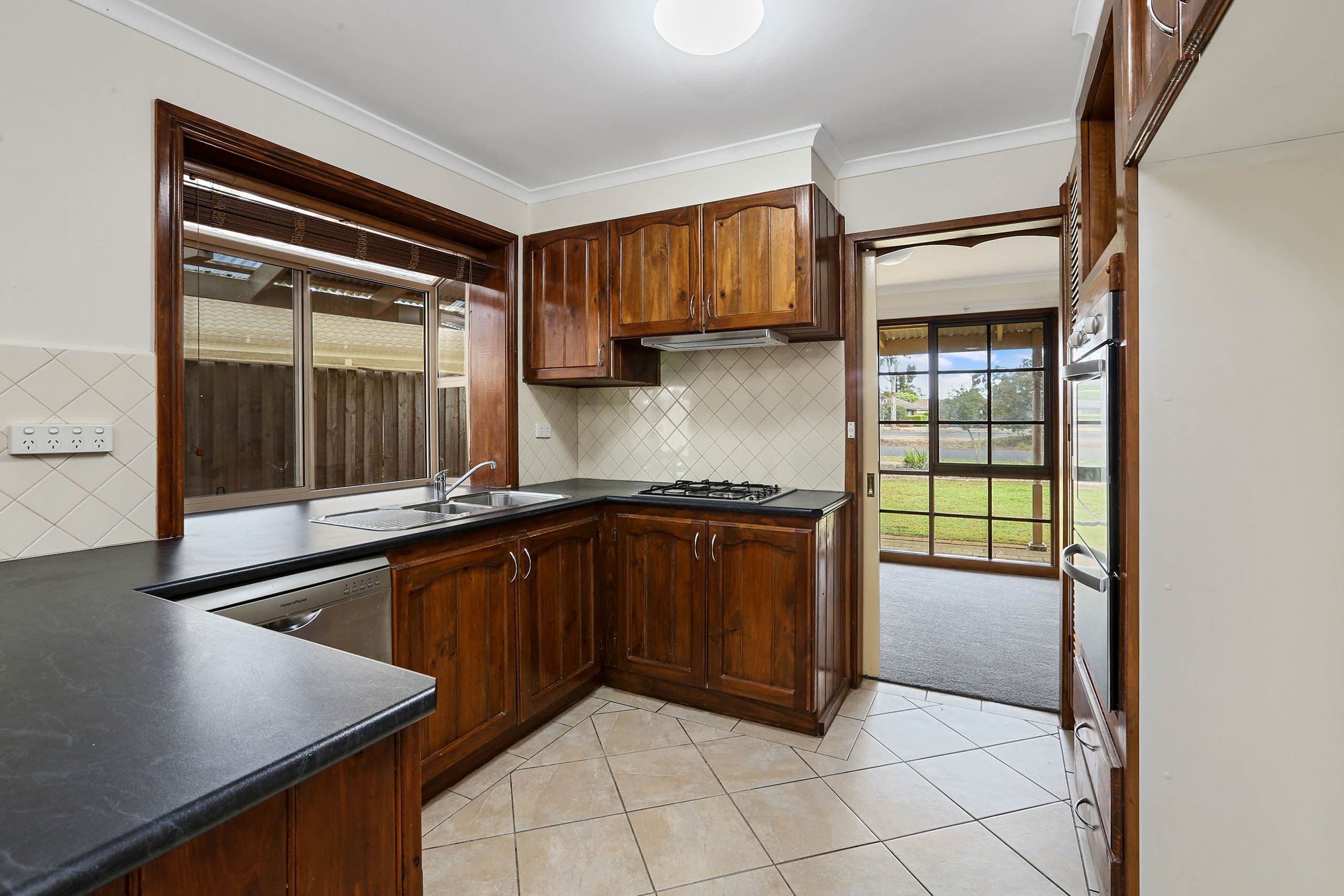 45 McClelland Avenue, Lara VIC 3212, Lara - Thumbnail 4