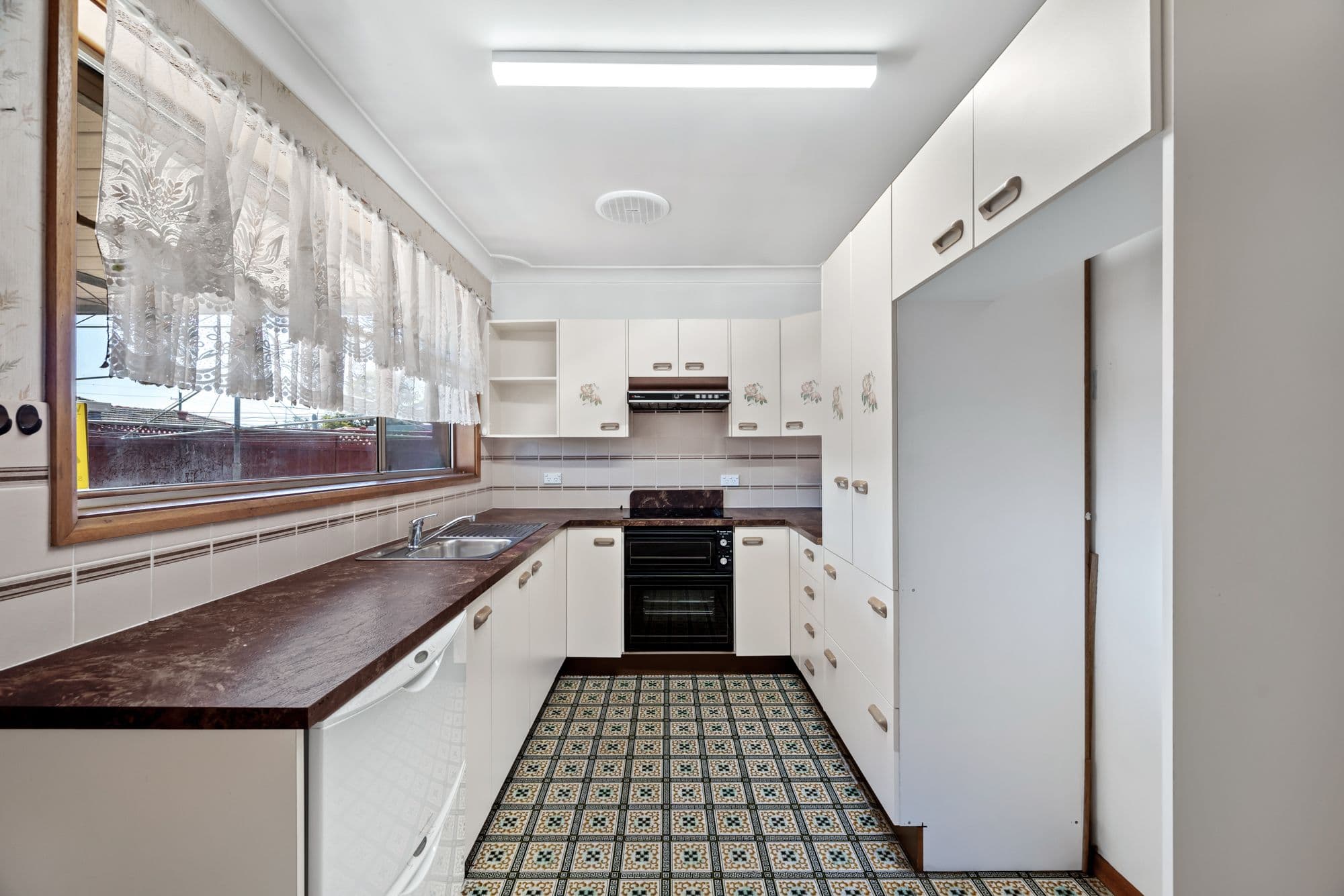 5 Fitzroy Crescent, Leumeah NSW 2560, Leumeah - Thumbnail 7