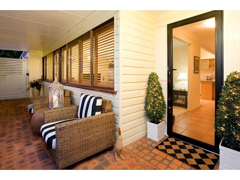 1 Wendy Place, WISHART QLD 4122, Wishart - Thumbnail 2
