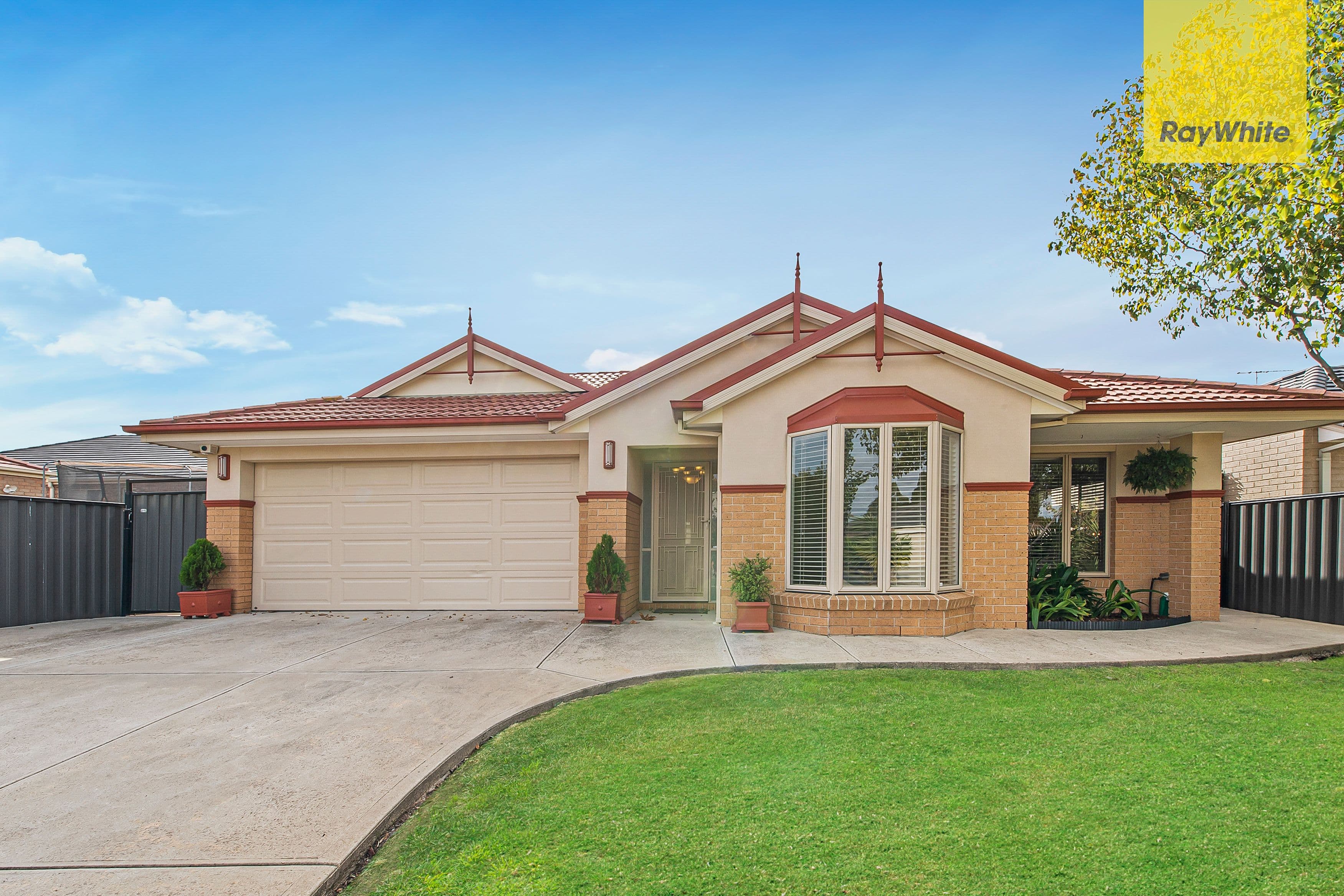 48 Langmore Drive, Hillside VIC 3037, Hillside - Thumbnail 2