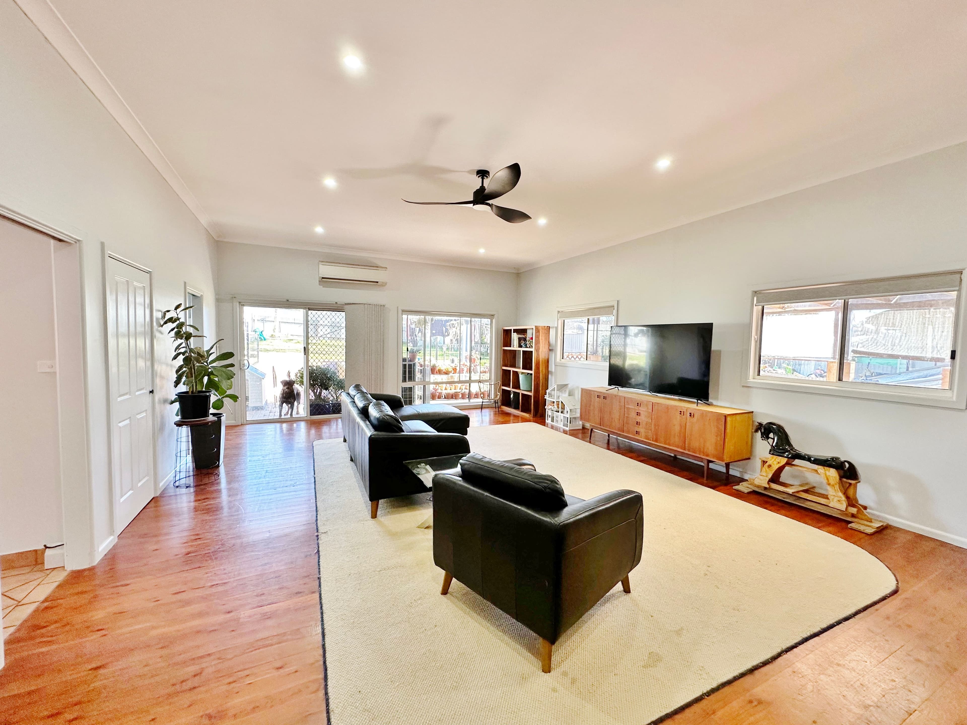 51 Murringo Street, Young NSW 2594, Young - Thumbnail 3
