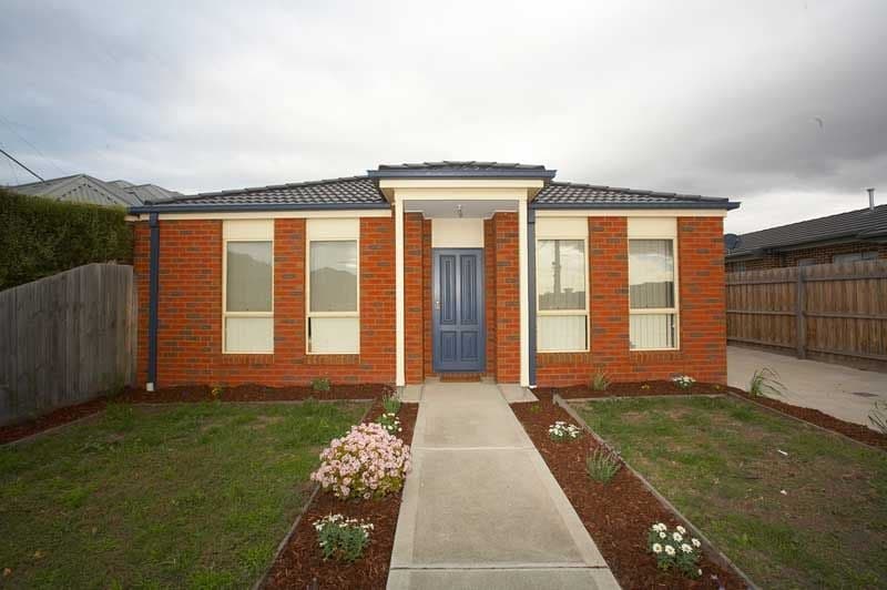 1/77 May Avenue, Altona Meadows - Image 1
