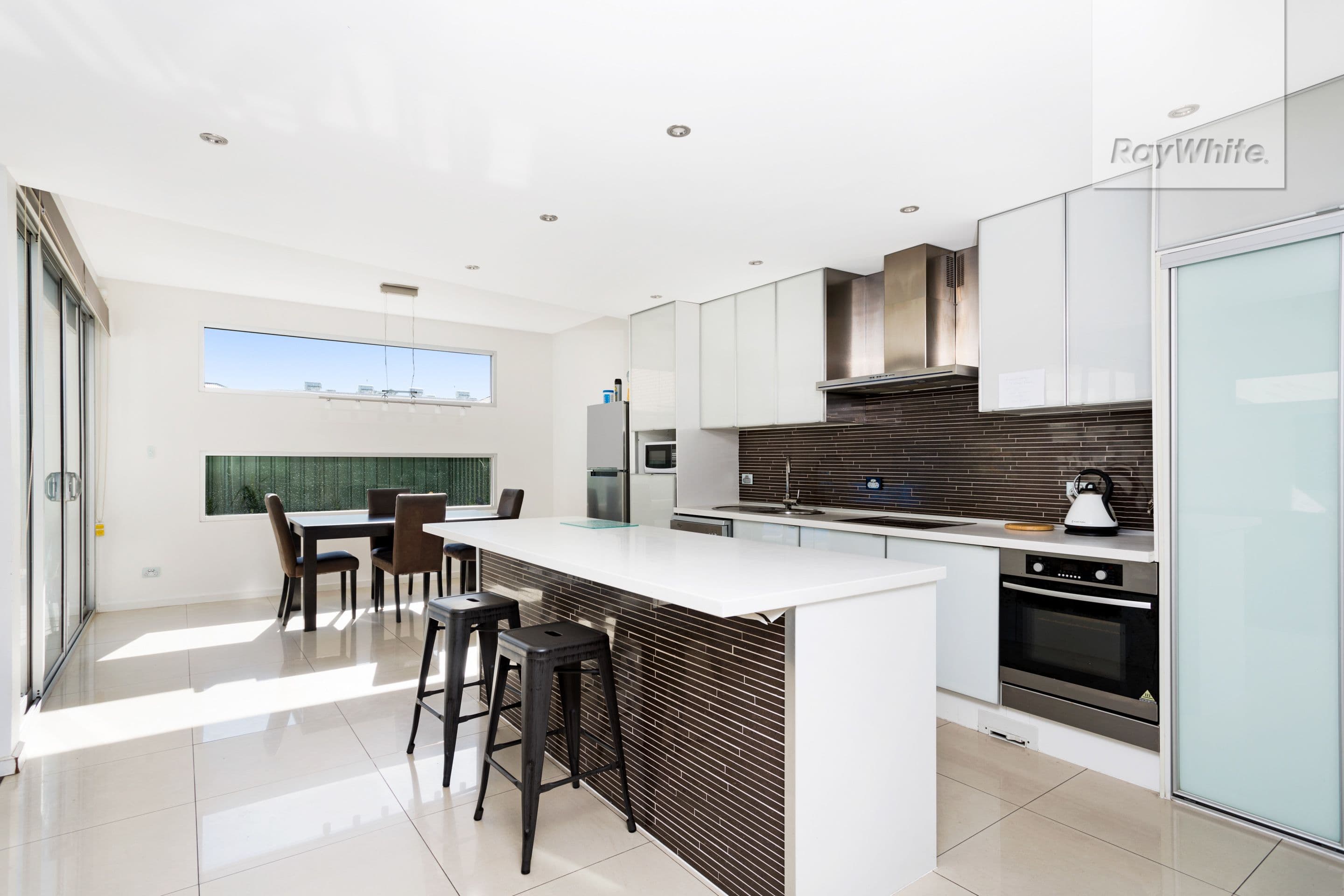 8 Macmillan Avenue, Mawson Lakes SA 5095, Mawson Lakes - Thumbnail 2