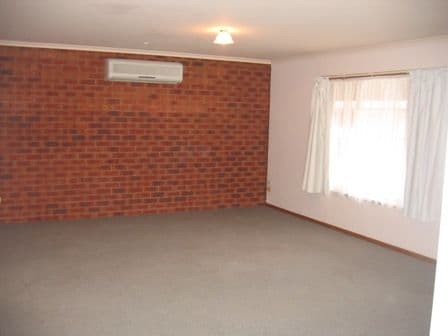 144 Federation Avenue, COROWA NSW 2646, Corowa - Thumbnail 4