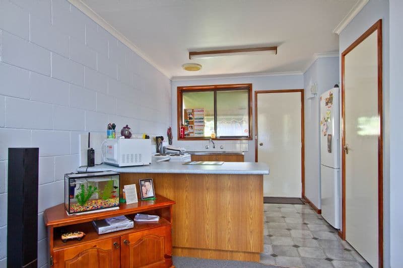 29 Cranbourne Road, FRANKSTON VIC 3199, Frankston - Thumbnail 3