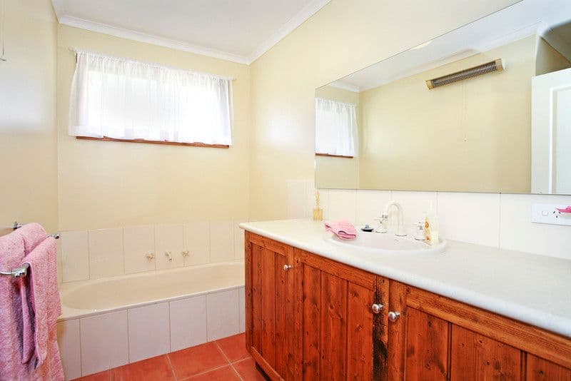 5 Merinda Court, GROVEDALE VIC 3216, Grovedale - Thumbnail 8
