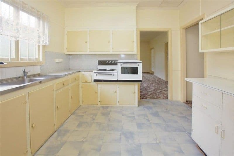 2 Ellington Street, TARRAGINDI QLD 4121, Tarragindi - Thumbnail 3