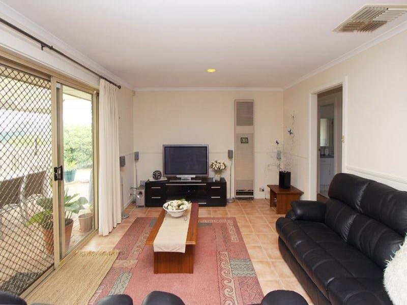 21 Highfield Drive, Hillbank - Thumbnail 8